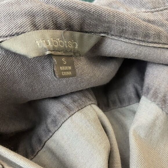 Rubbish Grey Gray Button Down Long Sleeve Shirt Size Small 100 % rayon - Picture 5 of 7